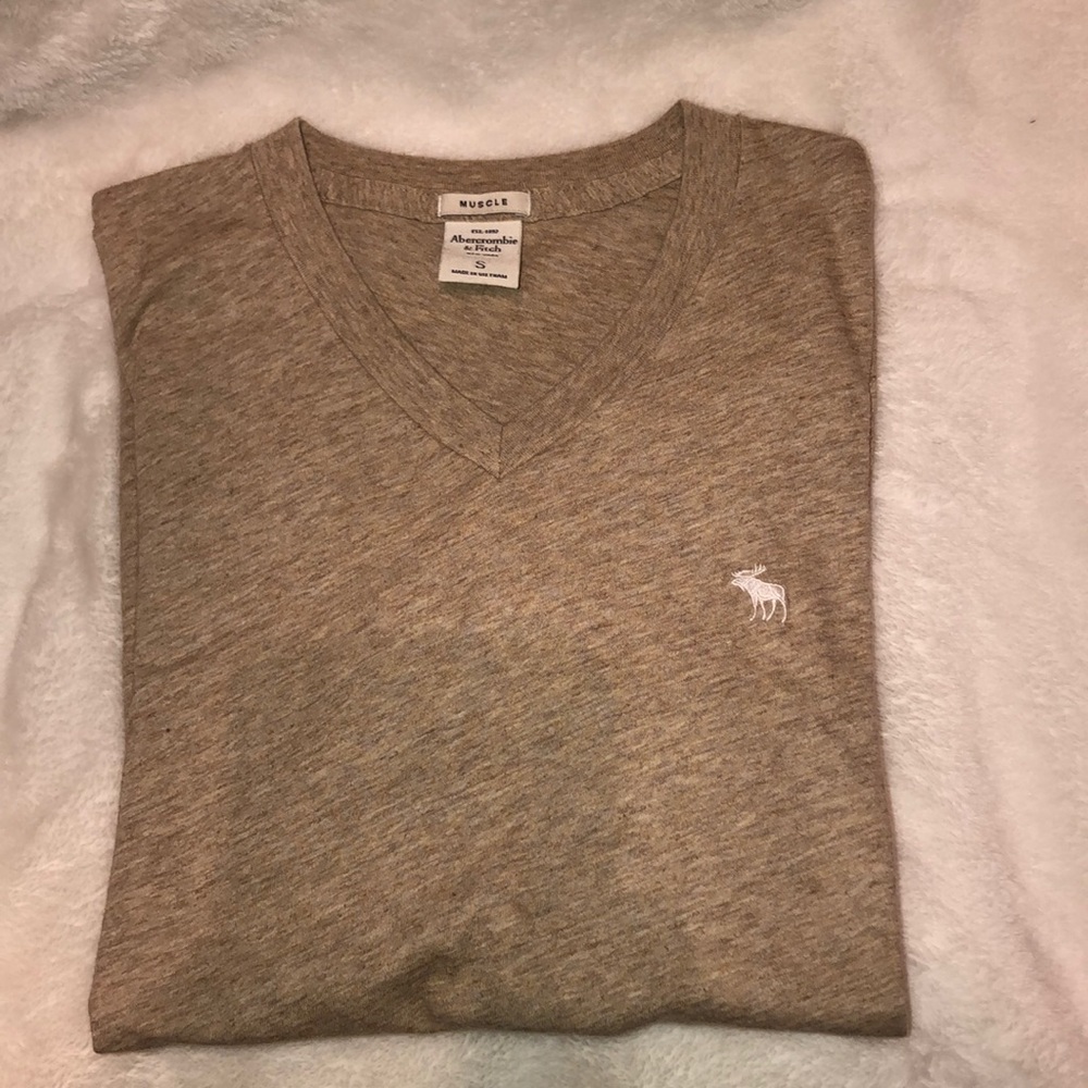 Abercrombie tee